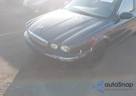 2007 Jaguar X-Type 3.0 из США, поврежденный, VIN SAJWA51A57WJ26388